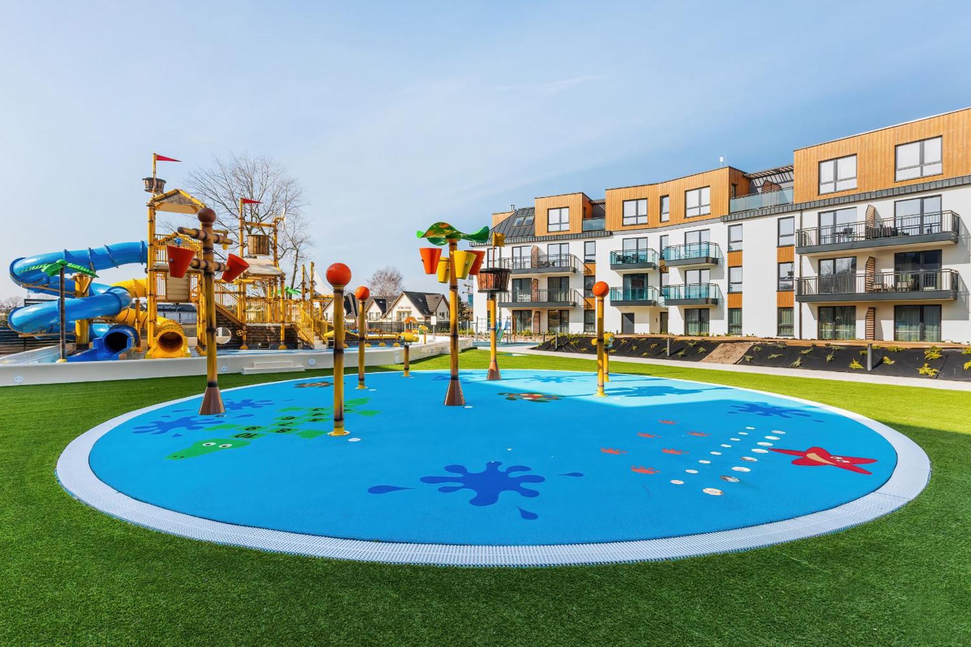Sunny Apartments In Bel Mare Resort By Noclegi Renters Мендзиздрое Екстериор снимка