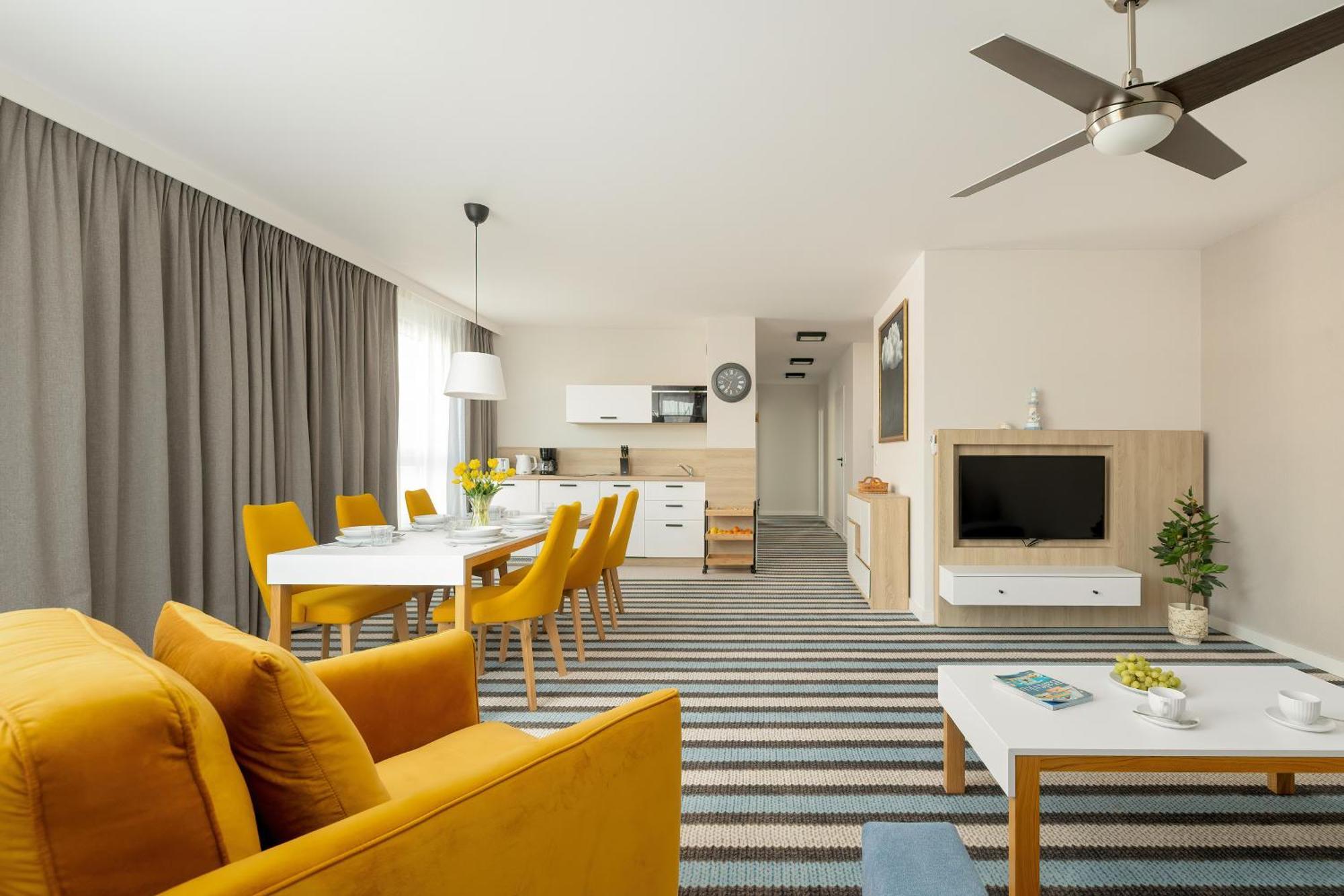 Sunny Apartments In Bel Mare Resort By Noclegi Renters Мендзиздрое Екстериор снимка